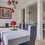 Guest house Magnifique Maison A 4*
